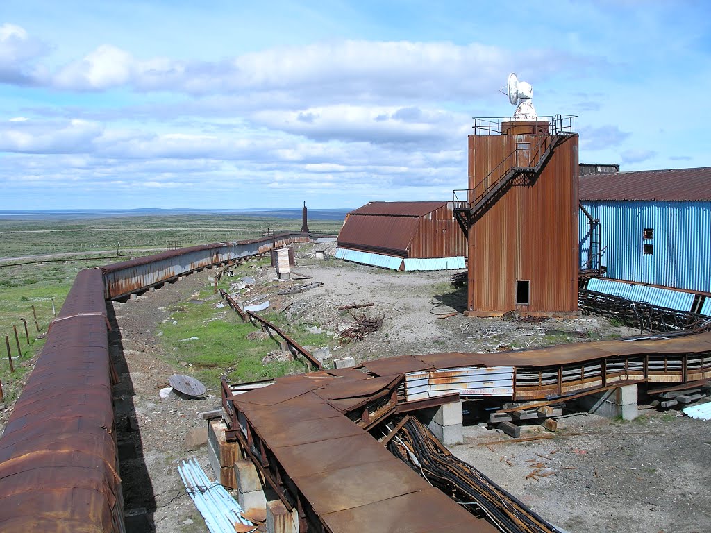 Backyard of Norilsk Vega MS technical facility